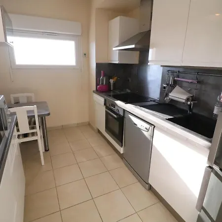 Beau T3 Avec Terrasse A - 6 Pers, Parking - Fr-1-472-112 Sète