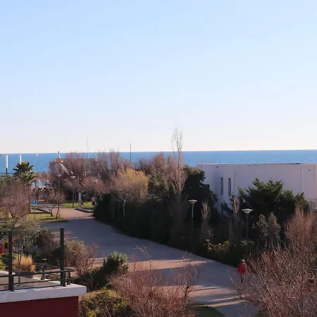 Beau T3 Avec Terrasse A - 6 Pers, Parking - Fr-1-472-112