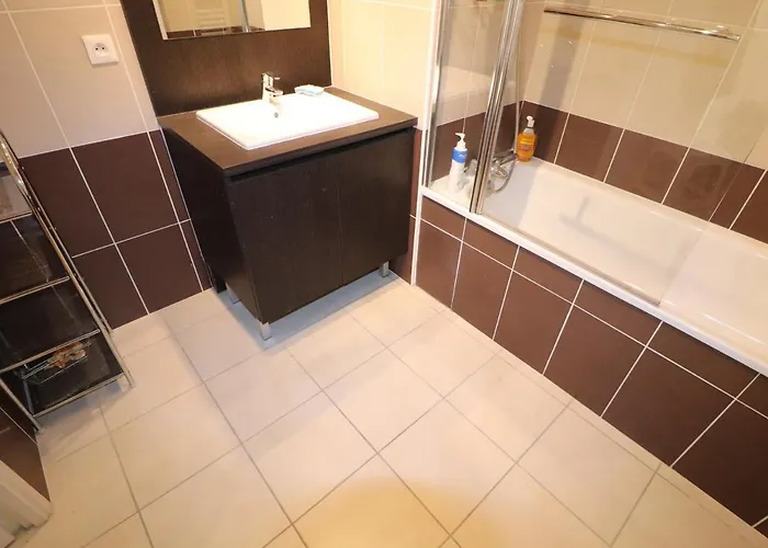 Beau T3 avec terrasse à Sète - 6 pers, parking - FR-1-472-112 Sète